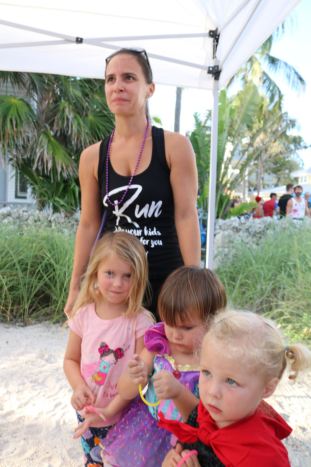 Heroes and Villains 5K 2018 photo - Duval Street, Key West
